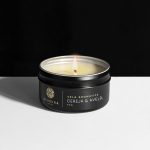 Vela Aromática Cereja & Avelã 90g acesa